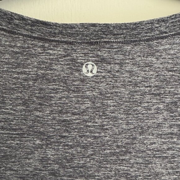 Lululemon Rehearsal Long Sleeve Shirt Women’s Size 6 Tunic Gray Dance Thumbholes - Picture 4 of 7